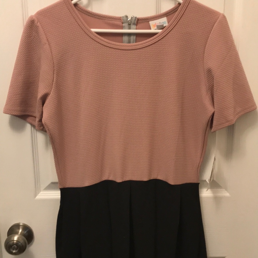 Colorblock Dress - Picture 4 of 5